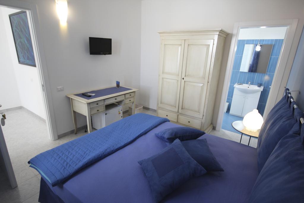 B&B Villa Genny A Pochi Passi Dal Mare San Cataldo  Oda fotoğraf