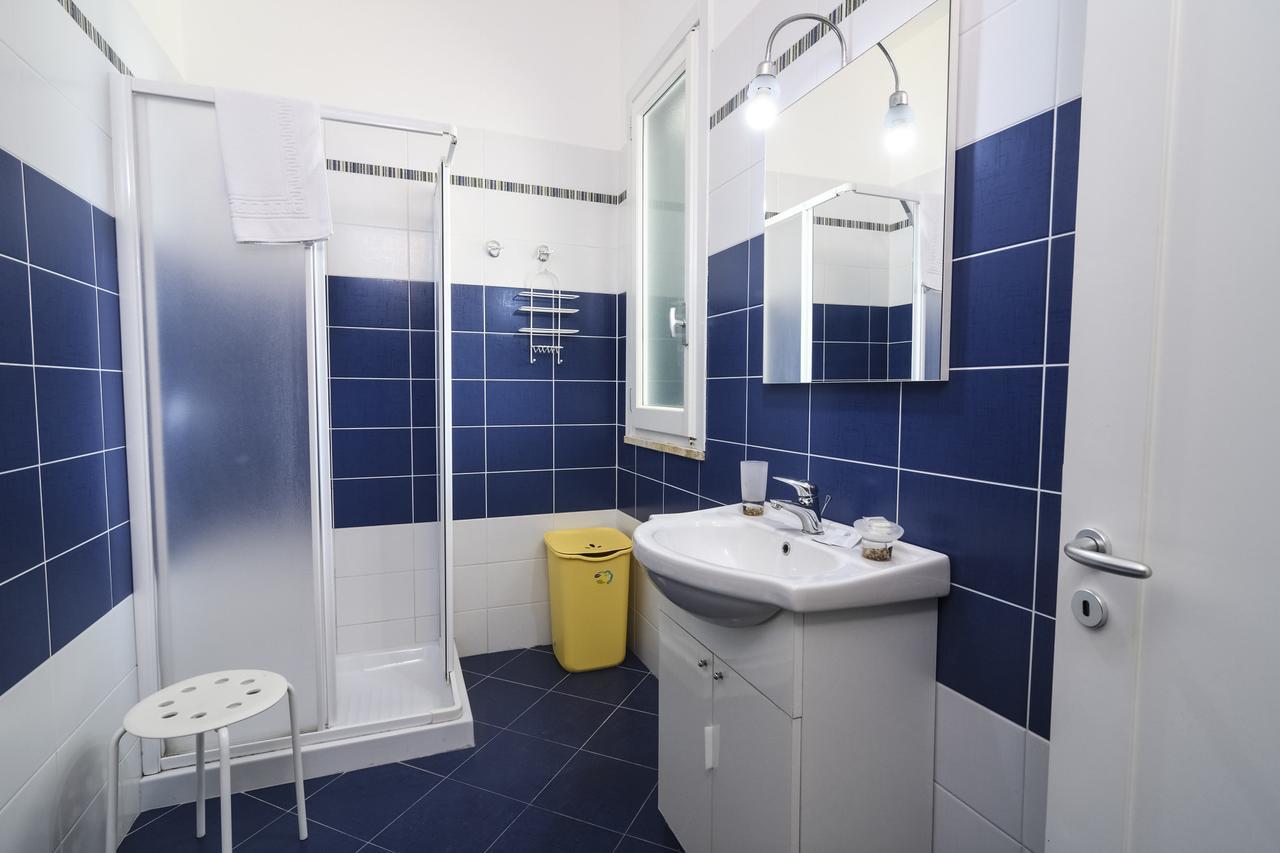 B&B Villa Genny A Pochi Passi Dal Mare San Cataldo  Dış mekan fotoğraf