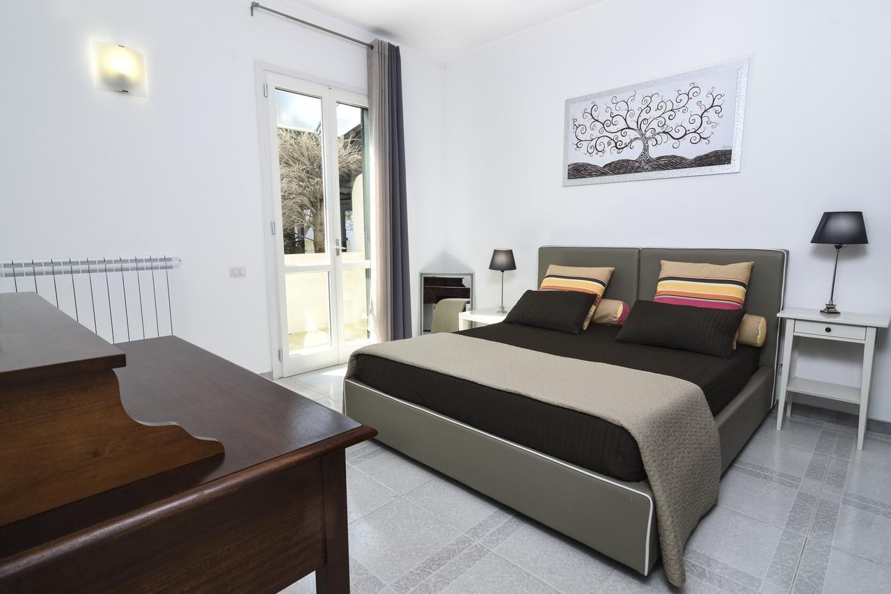 B&B Villa Genny A Pochi Passi Dal Mare San Cataldo  Dış mekan fotoğraf