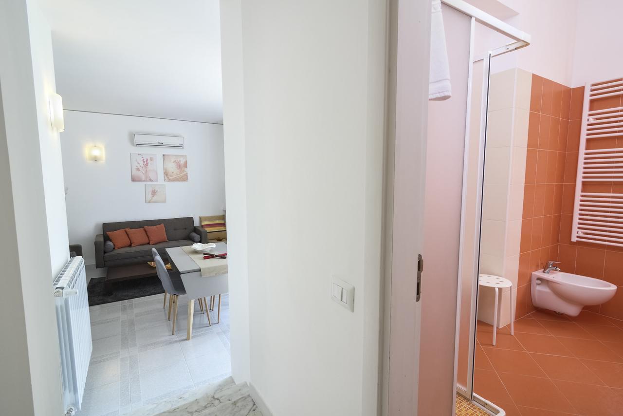B&B Villa Genny A Pochi Passi Dal Mare San Cataldo  Dış mekan fotoğraf